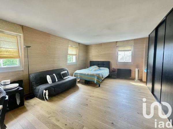 Maison à vendre 8 pièces 213 m² Cergy