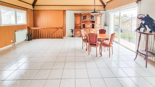 NANTES - Zola - Maison nantaise avec dépendances- idéale investisseurs ou 1er achat !  