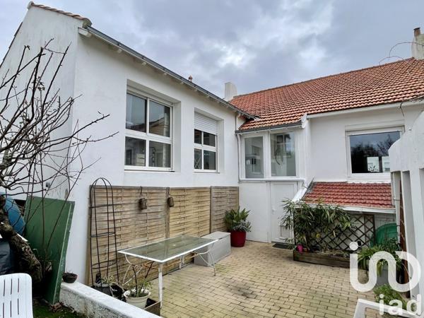 Maison à vendre 5 pièces 130 m² Saint-Gilles-Croix-de-Vie