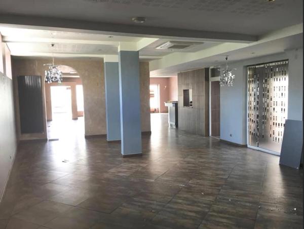 Belle surface de vente de 231 m²