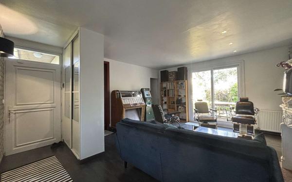 Maison à vendre    6 pièces • 120 m2 Chailly-en-Bière