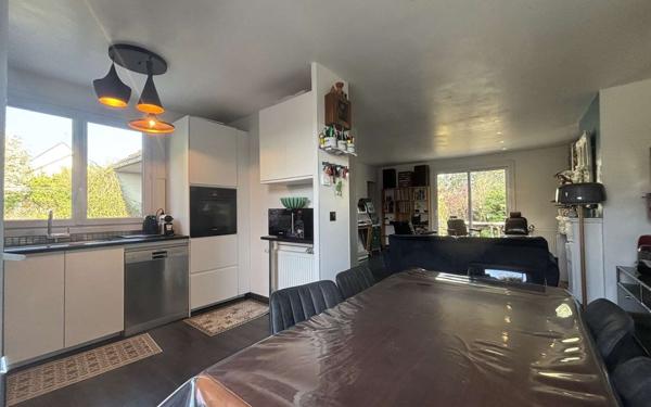 Maison à vendre    6 pièces • 120 m2 Chailly-en-Bière