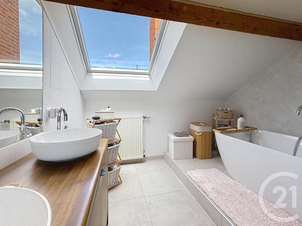 Appartement F4 à vendre  5 pièces - 157 m2 LE PUY EN VELAY - 43