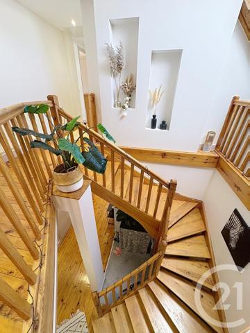 Appartement F4 à vendre  5 pièces - 157 m2 LE PUY EN VELAY - 43