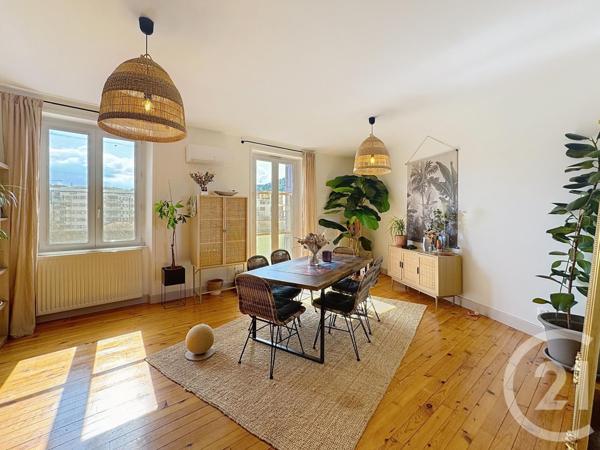 Appartement F4 à vendre  5 pièces - 157 m2 LE PUY EN VELAY - 43