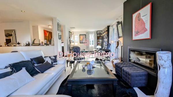 Maison à vendre 7 pièces de 230 m²