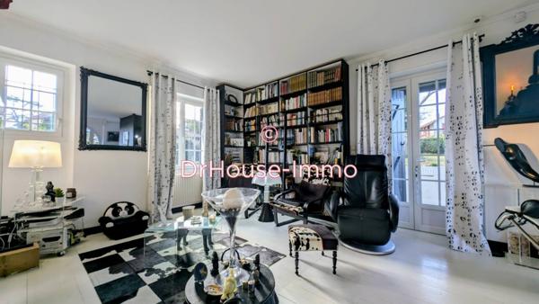 Maison à vendre 7 pièces de 230 m²