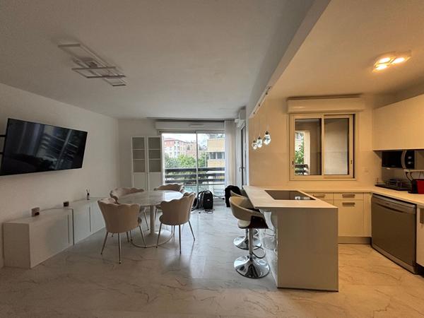 AIX EN PROVENCE - A LOUER - QUARTIER ROTONDE  - PRODUIT HAUT DE GAMME A LA LOCATION