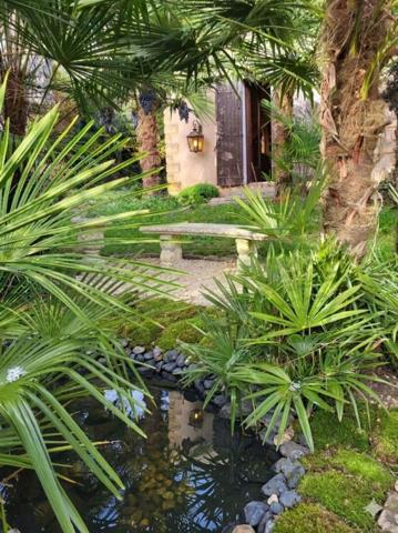 Maison 8 pièces 180 m2, parc de 8700 M2 avec dépendances