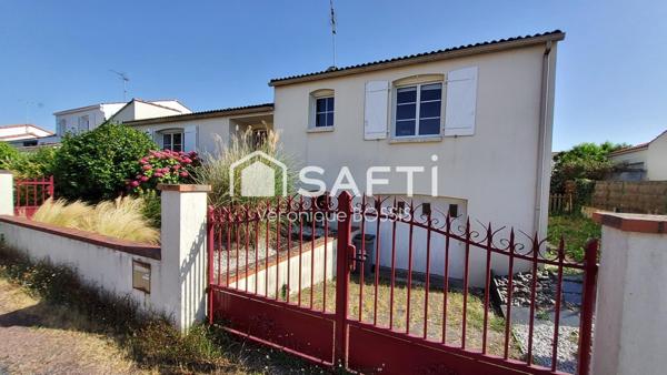 EXCLUSIVITE SAFTI : Maison de 120m2, 4 chambres, sur un terrain de 630m2, garage en 1/2 sous sol, à 500 m du bourg de Mouilleron le Captif
