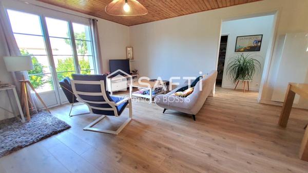 EXCLUSIVITE SAFTI : Maison de 120m2, 4 chambres, sur un terrain de 630m2, garage en 1/2 sous sol, à 500 m du bourg de Mouilleron le Captif