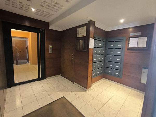 TORCY 77 - CENTRE VILLE  - 2 pièce(s) 41 m2 - BALCON  - BOX