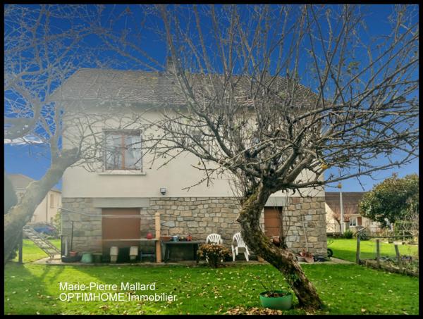 Maison de 4 chambres à PEYRAT LE CHATEAU (87)