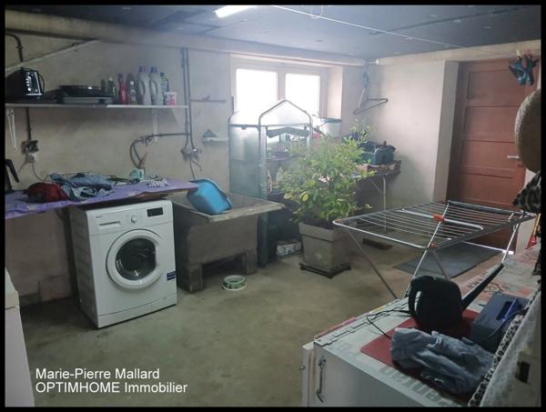 Maison de 4 chambres à PEYRAT LE CHATEAU (87)