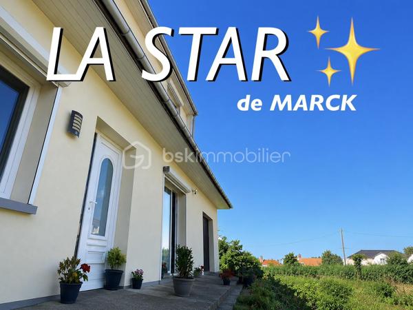 C'est à MARCK, que cette STAR est en tête d'AFFICHE des sites d'annonces immobilières !

Construite en 1980, elle a élu domicile dans un secteur TRANQUILLE de Marck, proche des COMMERCES, des ensembles scolaires, et des AXES RAPIDES de l'A16 ( Vers Calais, Fréthun, Boulogne, Gravelines, Dunkerque ).
Pour parfaire aux stationnements de vos nombreuses voitures, motos et vélos, elle dispose d'un PARKING et d'un GRAND GARAGE de 30 m2 ( accessible directement par la maison )...De part sa surface, elle saura y installer l'atelier de bricolage dont vous aviez rêvé.

Pour parfaire à son SEXAPPEAL elle a fait rénover sa façade, et l'ensemble de ses menuiseries extérieures...ELLE EST TOUTE BELLE POUR JOUER SON NOUVEAU RÔLE !

Sa JOLIE PORTE s'ouvre, elle vous accueille et vous fait découvrir son DECOR et sa MISE EN SCENE, avec une vie possible de PLAIN-PIED.

En RDC : Elle vous propose son HALL et son couloir de distribution, son SALON / SEJOUR ( avec son poêle à PELLET ), sa CUISINE ( s'ouvrant sur son garage ), sa SALLE D'EAU récente ( douche, vasque, meuble, sèche-serviette ), sa commodité d'aisance ( wc indépendant avec fenêtre ), sa première CHAMBRE ( de surface suffisante pour y installer un DRESSING de STAR ), et une TERRASSE dominant son JARDIN exposé PLEIN-SUD.

Par son escalier du FESTIVAL de MARCK, elle vous propose 2 GRANDES CHAMBRES à l'étage, et des COMBLES aménageables.
Des raccordements d'évacuations et d'arrivées d'eau ( côté garage ) sauront parfaire à l'installation d'une seconde salle d'eau et d'un wc à l'étage.
En extérieur, une REMISE et un ABRI-JARDIN seront idéaux, pour ranger la tondeuse et le matériel de jardinage.

AVEC AUTANT D'ARGUMENTS et D'AVANTAGES, ELLE EST VRAIMENT EN PHASE DE SEDUCTION !

Pour parfaire aux belles journées d'été, elle dispose d'une TERRASSE et d'un JARDIN clôturé sur 937 m2, parfaitement exposé SUD, afin de BRILLER sous les SUN-LIGHTS de Marck...Nous sommes toutefois dans les Hauts de France, et il ne faut pas trop rêver...Quoique !
Dans son SCENARIO, elle a prévue de mémorables BARBECUE en famille, de Festives Soirées Blanches Marckoises, des séances de bronzage protégé des regards indiscrets, et la culture d'un POTAGER BIO ( histoire de rester en bonne santé ).

Ses ASPECTS TECHNIQUES : 
Elle est raccordée au tout à l'égout, la toiture est en parfait état, les pignons et façades sont bien entretenus, les MENUISERIRES sont en PVC DV / OB + VOLETS ROULANTS électriques, le CHAUFFAGE est par convecteurs électriques, l'eau chaude est produite par ballon électrique, L'ISOLATION est CORRECTE, et son poêle à PELLET vous fera vivre un remake des FEUX de L'AMOUR...C'EST VRAIMENT LA STAR du MOMENT !

Les NOTIONS ECONOMIQUES :
La taxe foncière est de seulement 947 euros, et elle maîtrise parfaitement ses dépenses énergétiques. 
Pour parfaire à ses ATOURS, son imprésario a limité son CACHET ( son tarif est bien étudié ).

Le SECTEUR est TRANQUILLE, la MAISON est SAINE, les ASPECTS TECHNIQUES sont OPTIMALS, elle vous propose 3 à 4 CHAMBRES, un JARDIN exposé PLEIN-SUD, des prestations techniques de qualité...JE VOUS CONSEILLE DE VITE RESERVER UNE PLACE, POUR UNE PROJECTION PRIVATIVE !

Vous souhaitez qu'elle participe à l'épanouissement de votre belle famille ?
Il faut juste m'appeler...Gilles O6 3O 89 OO O8, créateur de belles histoires et de bonnes émotions immobilières. 

Je vous invite à visiter mon site : BSK gilles fourrier ( à consommer sans modération )

Pour des acquéreurs potentiels,  nous sommes en recherche de biens immobiliers à vendre sur l'ensemble des Hauts de France ! 
N'hésitez pas à nous consulter pour la vente d'une maison,  d'un appartement,  d'un immeuble,  d'un fonds de commerce...Nous pourrons vous OFFRIR votre ESTIMATION,  et vous présenter les particularités de nos actions commerciales,  qui transforment nos ventes en de très belles réussites immobilières.