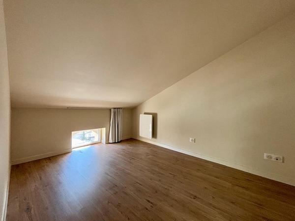 AGEN CENTRE - Appartement T1 spacieux, entièrement rénové de 35m²