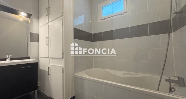 Location Appartement 4 pièces 88.24 m² - Saint-germain-en-laye 78100