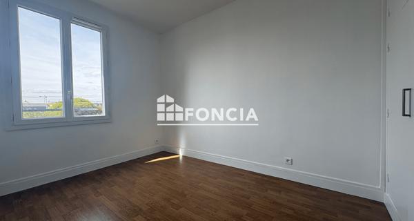 Location Appartement 4 pièces 88.24 m² - Saint-germain-en-laye 78100