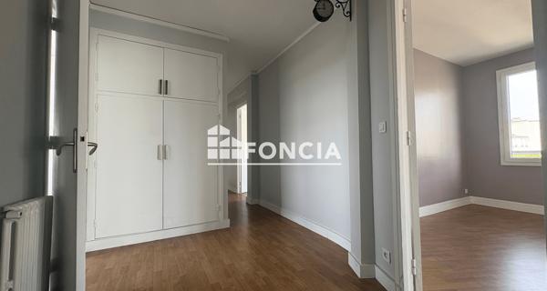 Location Appartement 4 pièces 88.24 m² - Saint-germain-en-laye 78100