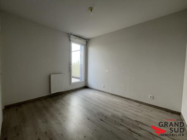 Attique T3 lumineux avec grande terrasse