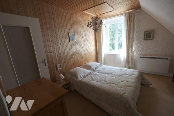 Maison en pierre avec piscine, vue imprenable sur la rance