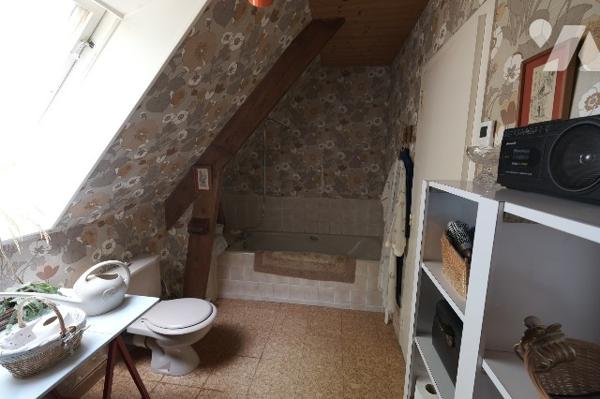 Maison en pierre avec piscine, vue imprenable sur la rance