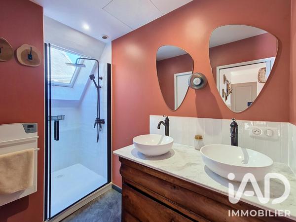 Maison à vendre 7 pièces 110 m² Besse-et-Saint-Anastaise