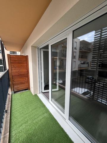 À LOUER - APPARTEMENT - BAULNE