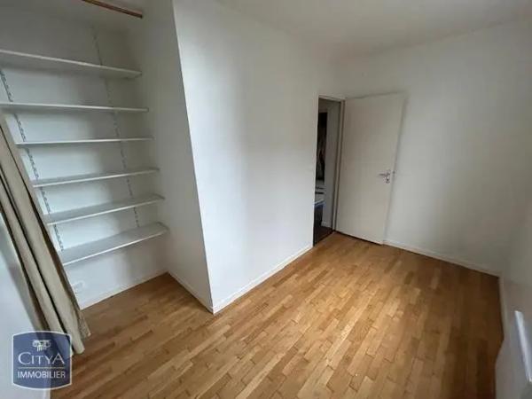 Appartement à louer 3 pièces 47m² Bourges (18000)