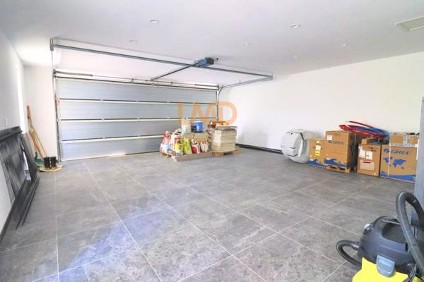 Cotignac: Maison t5 de 218m2, terrain 1500m2