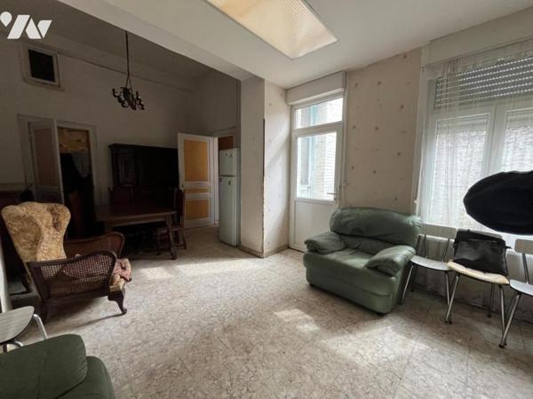 CENTRE VILLE MAISON A RENOVER 