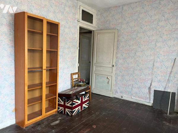 CENTRE VILLE MAISON A RENOVER 