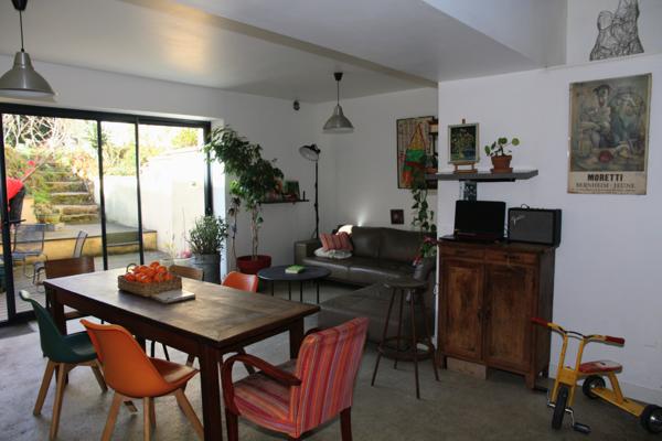 Maison
         7 pièces
        - 170 m² 410 000 € *