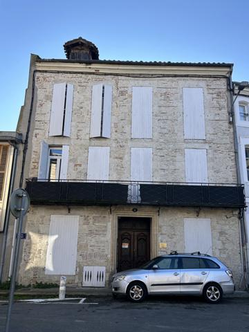 Agen (47000) IMMEUBLE HYPER CENTRE 8 APPARTEMENTS