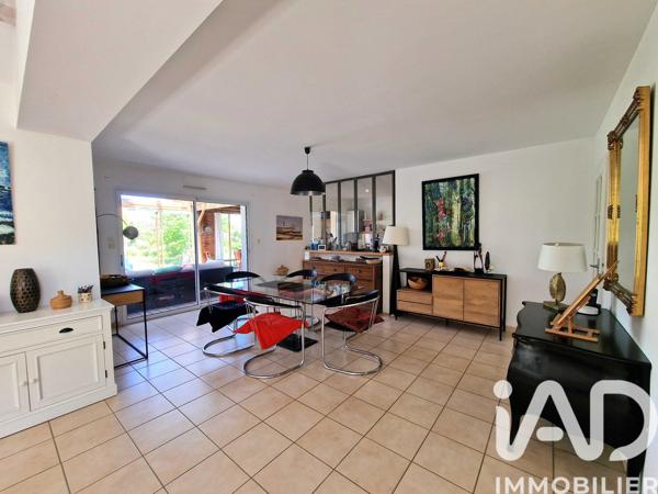 Maison à vendre 5 pièces 109 m² Brem-sur-Mer