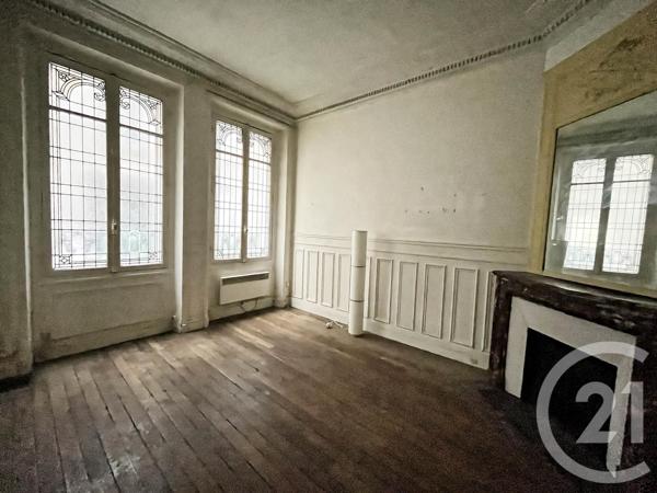 Appartement F2 à vendre  2 pièces - 48,89 m2 PARIS - 75017