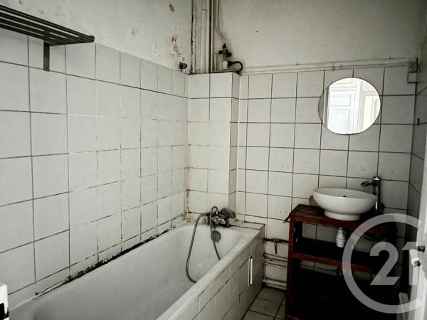 Appartement F2 à vendre  2 pièces - 48,89 m2 PARIS - 75017