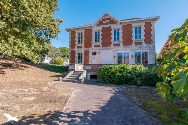 Maison 797 104 € Soulac-sur-Mer 7 p 160 m² DPE E