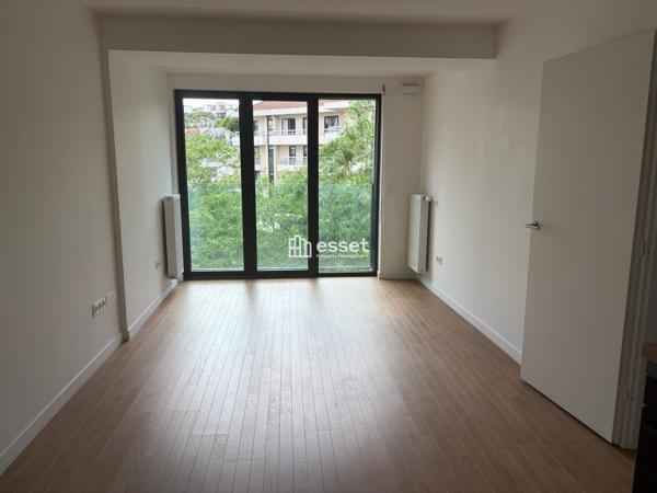 Location Appartement 2 pièces 39.8 m² - Suresnes 92150