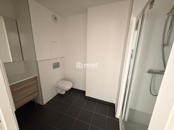 Location Appartement 2 pièces 39.8 m² - Suresnes 92150