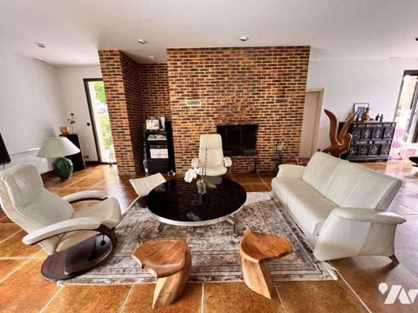 MESDOUN - PROPRIETE CONTEMPORAINE - PARC ARBORE