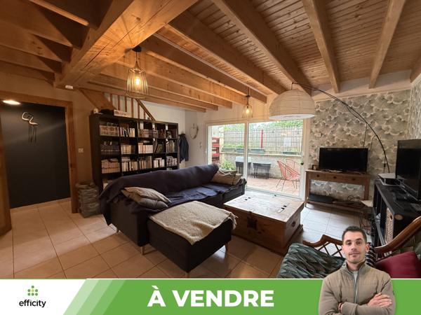 Maison
         5 pièces
        - 94 m² Exclusivité 153 000 € *