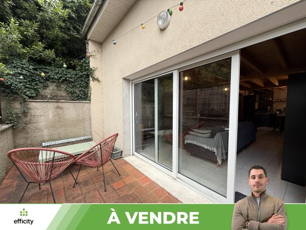 Maison
         5 pièces
        - 94 m² Exclusivité 153 000 € *