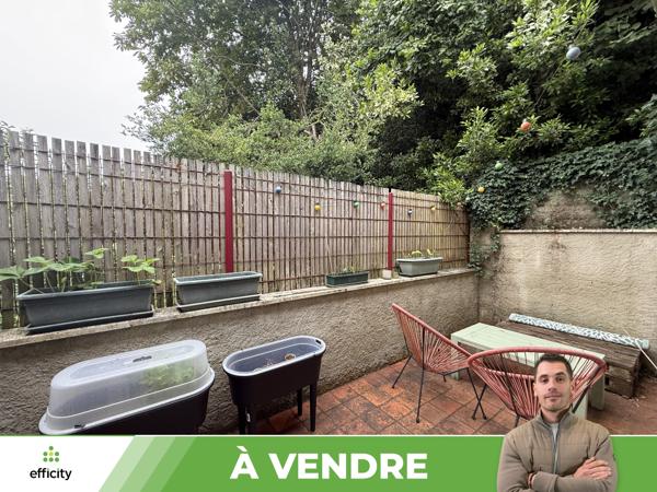 Maison
         5 pièces
        - 94 m² Exclusivité 153 000 € *