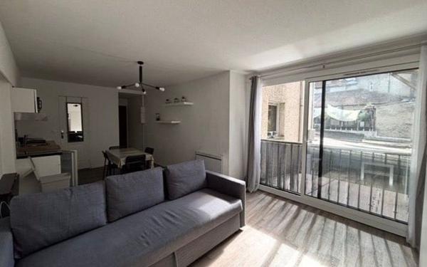 Appartement à louer    1 pièce •  Pau