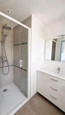 Maison Lannion (Beg Léguer) proche mer - entièrement rénovée - 200 m2