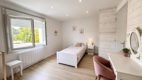Maison Lannion (Beg Léguer) proche mer - entièrement rénovée - 200 m2