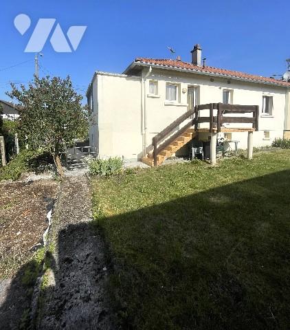 MAISON MITOYENNE D'UN COTE
