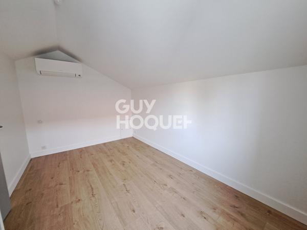 Maison meublée individuelle neuve avec jardin