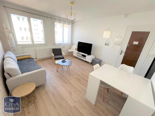 Appartement à louer 4 pièces 63.81m²